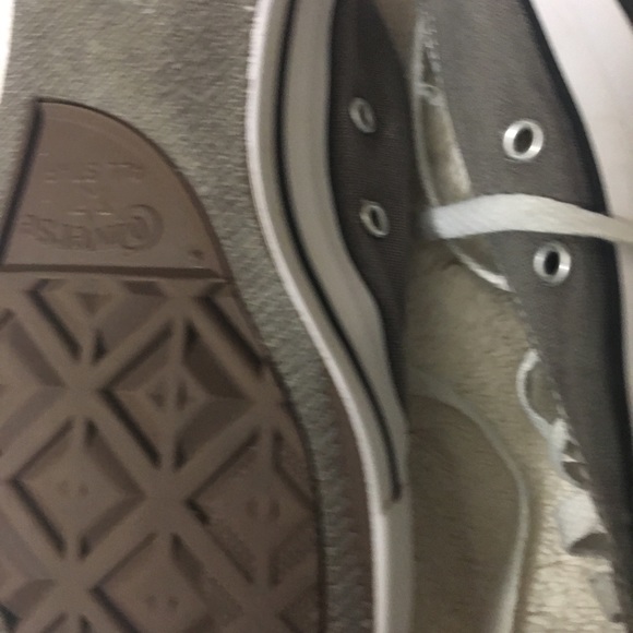 Shoes - Picture 5 of 5